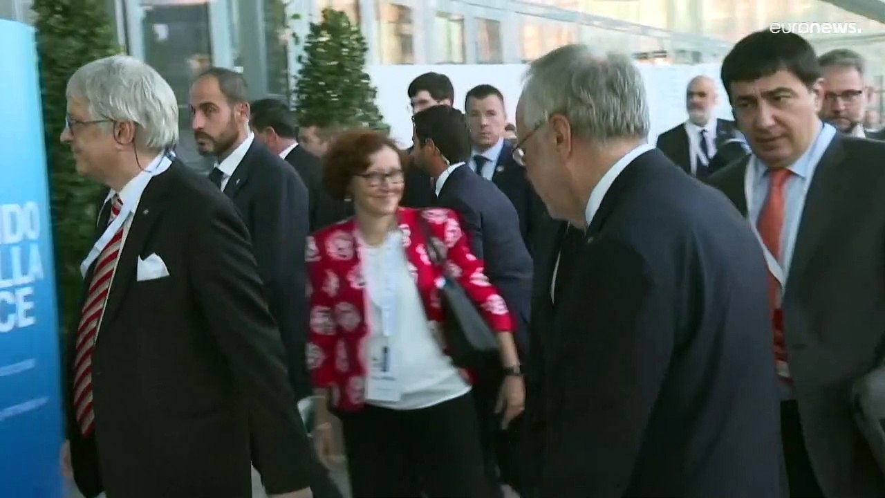 'Schrei nach Frieden': Wie umgehen mit Russlands Krieg in der Ukraine?