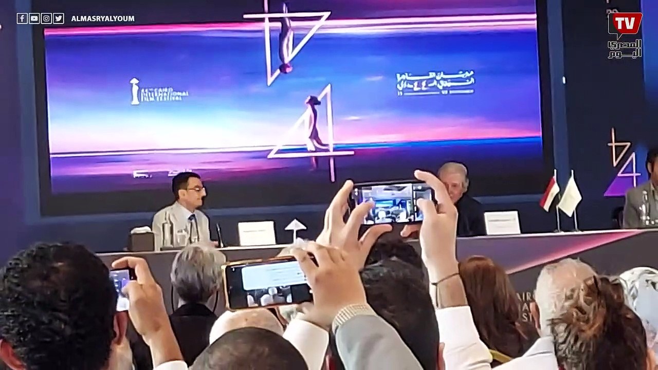 أبرزهم لبلبة.. حسين فهمي يكشف المكرمين في مهرجان القاهرة السينمائي وسر لوجو الدورة الـ 44