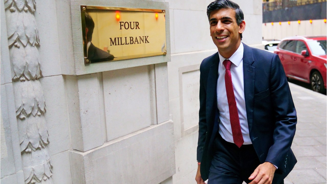 LBC host refutes caller who says Sunak ‘isn’t e...