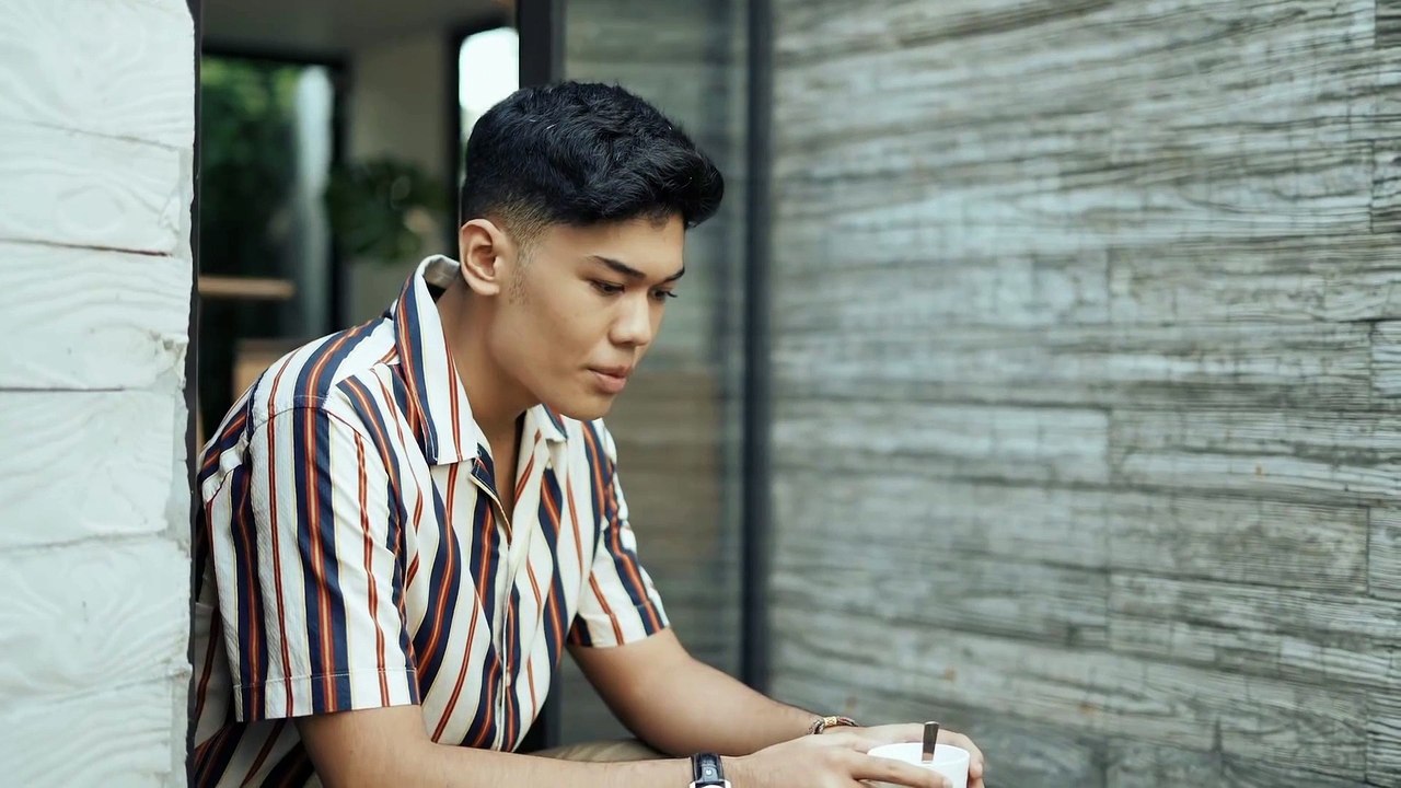 MAHALINI X NUCA - AKU YANG SALAH (OFFICIAL MUSIC VIDEO)