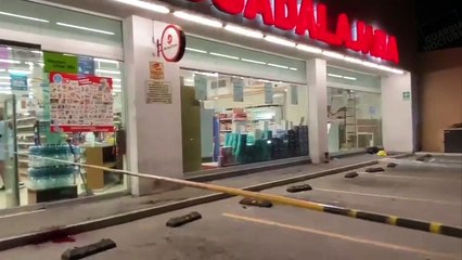 Un “viene viene” fue apuñalado afuera de una sucursal de Farmacias Guadalajara, en Las Juntas