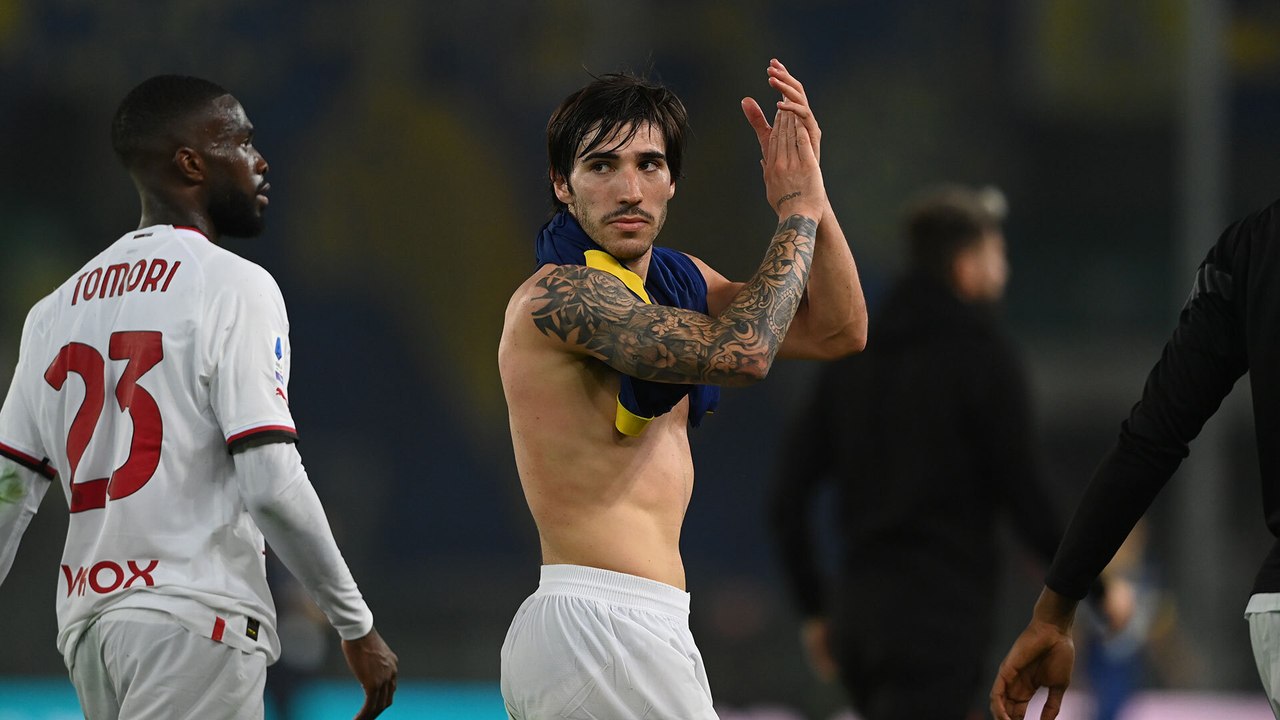 Behind The Scenes: Hellas Verona v AC Milan