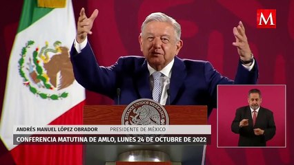 AMLO defiende tradición de uso de collares con flores de Cempasúchil; "fifis son ternuritas"