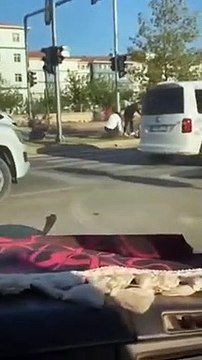 Okul önünde 2 grup arasında silahlı çatışma: 2 öğrenci öldü, 13 kişi yaralandı