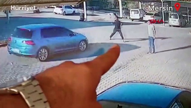 Mersin'de oto galericiler sitesinde silahlı kavga: 2 yaralı