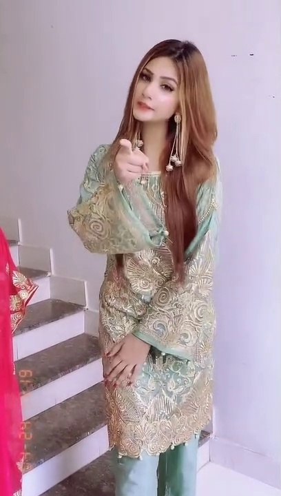 Ata hy tmhay tu youn bata bnana