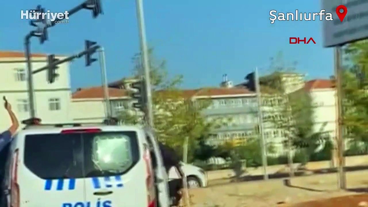 Şanlıurfa'da okul önünde silahlı çatışma