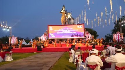 Bali'de G20 Zirvesi öncesinde toplu dua töreni