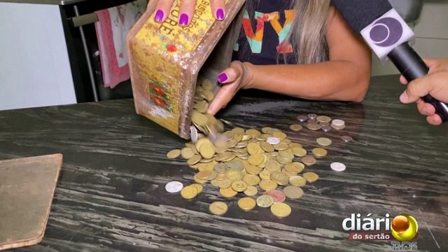 Após ter segredo revelado em sonho, mulher acha coleção de moedas raras enterradas em Cajazeiras