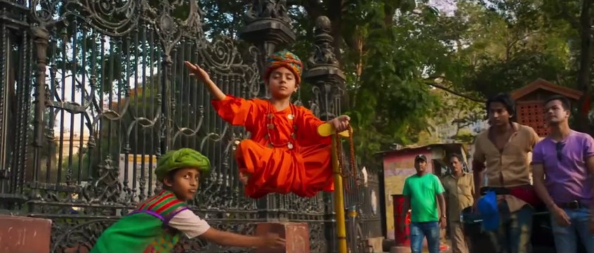 L'extraordinaire voyage du fakir Bande-annonce (ES)