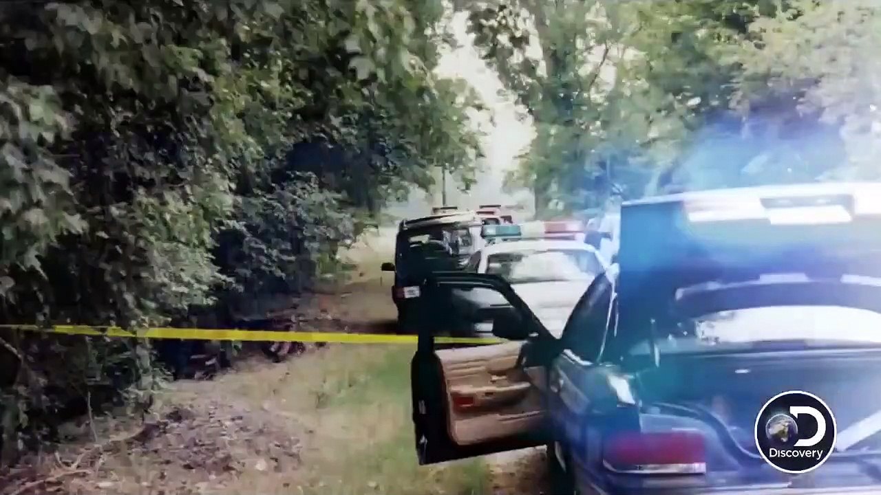 Killing Fields - Se2 - Ep0 - Burden of Proof HD Watch HD Deutsch