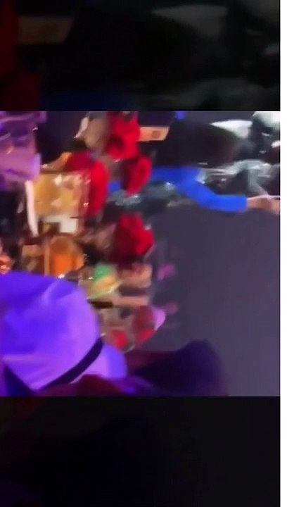 Beyonce and Jay Z's  (kid)Daughter Blue Ivy Bid More Than $80K