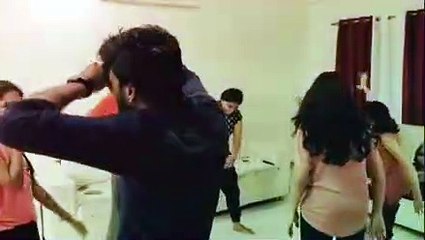 χορευτικό βίντεο! Σύντομο βίντεο χορού