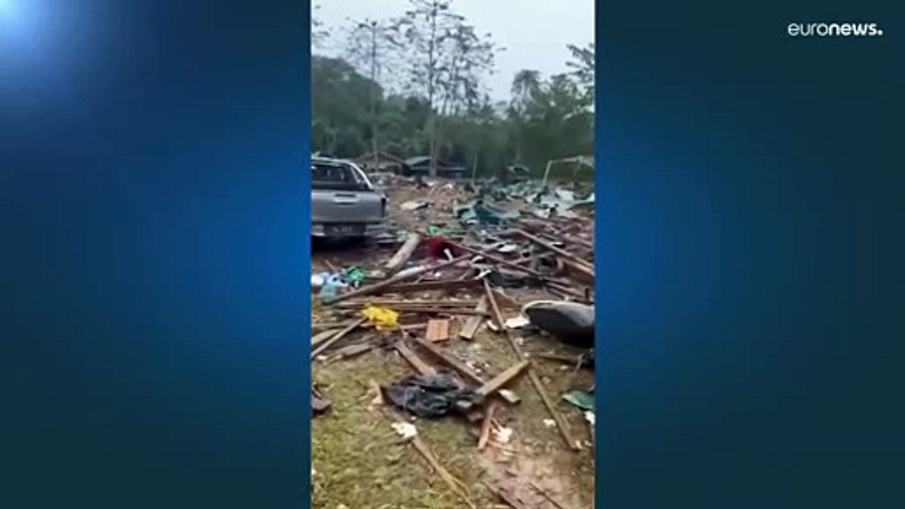 Myanmars Militärs bombardieren Konzert