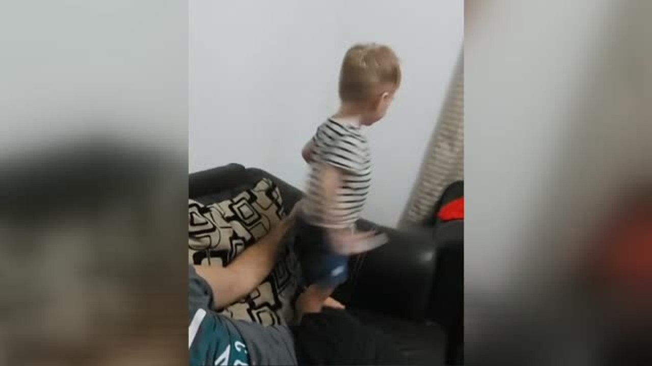 Un niño de dos años espera en México a ser trasladado a España para operarle de un agresivo tumor cerebral