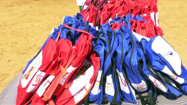 Mariatou Koné, ministre de l'Education reçoit un appui supplémentaire de 160 000 kits scolaires