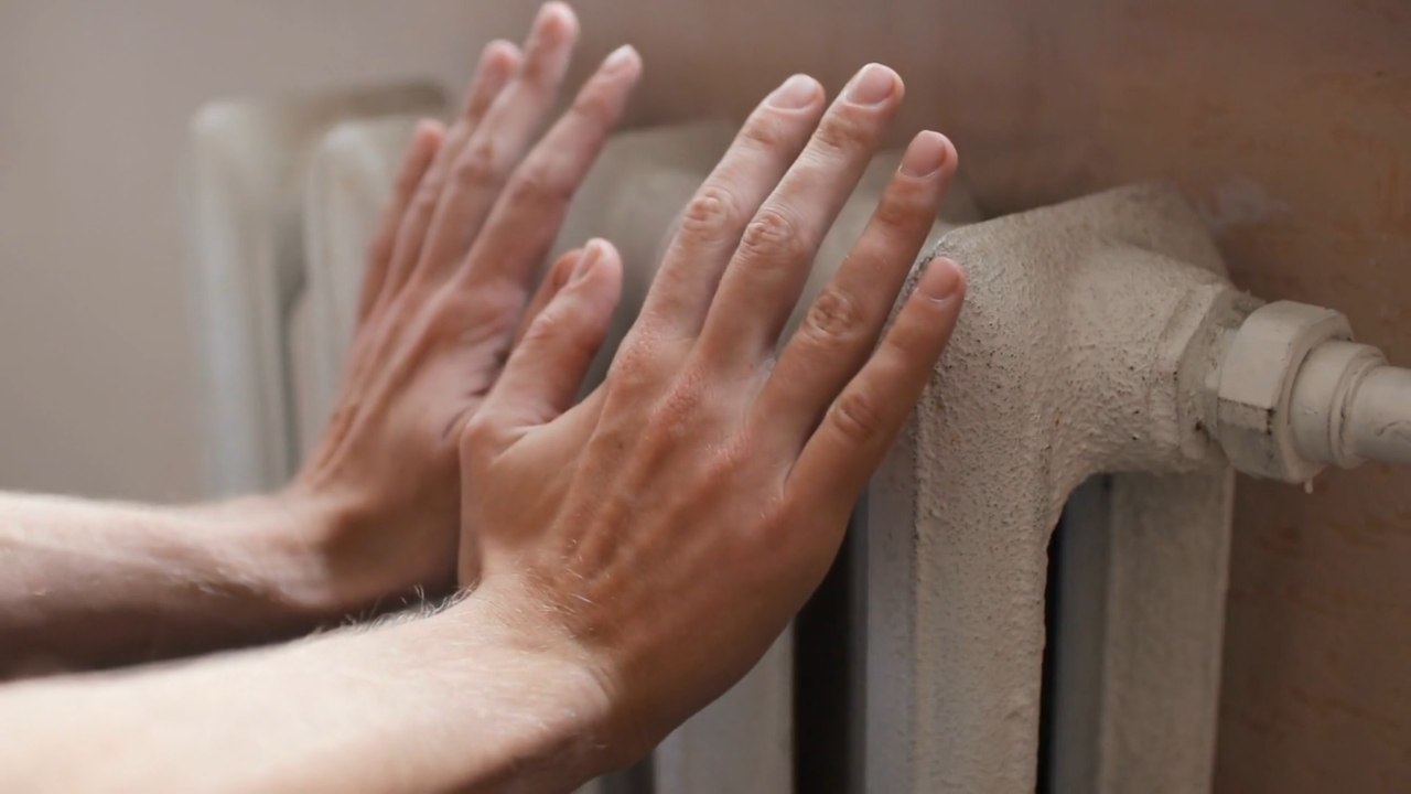 Manchester Headlines 25 October: Bolton Council spending government money on warm banks and food vouchers to help residents