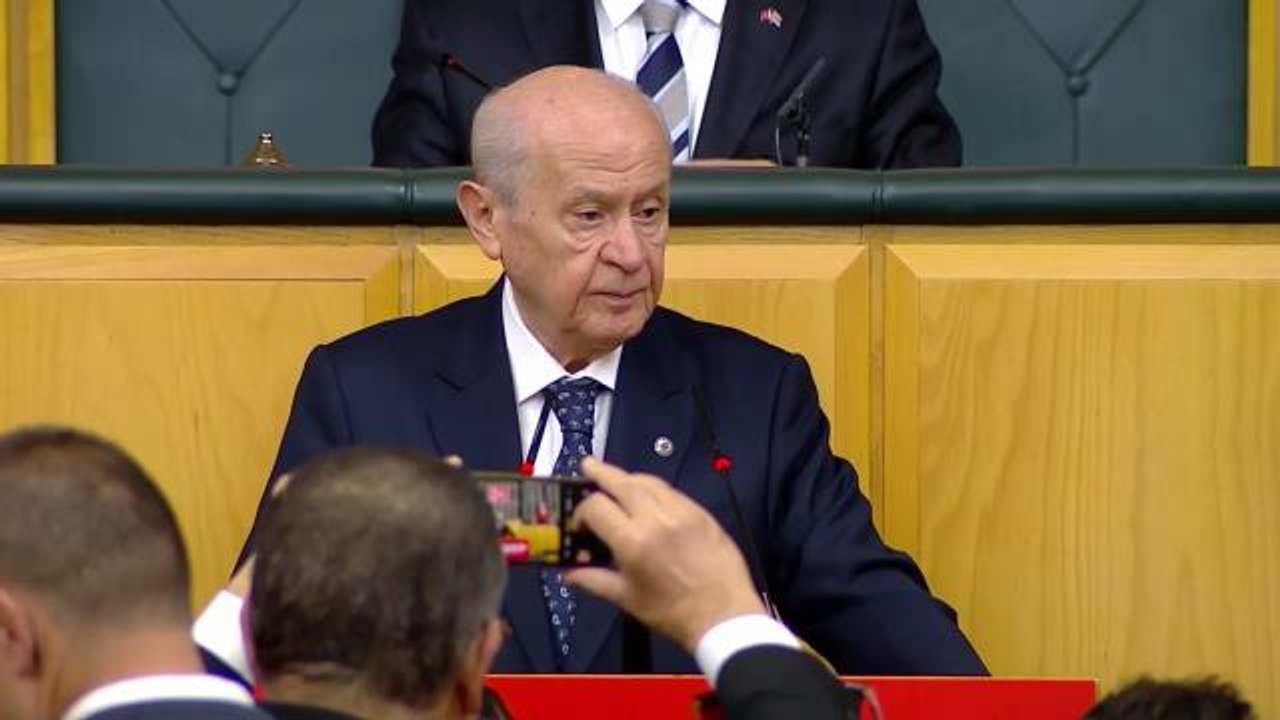 Devlet Bahçeli'den Mahir Ünal'a 'Cumhuriyet' Yanıtı: "Cumhuriyet'in Türk Kültürüne, Türk Diline, Düşünme Setlerimize Zarar Verdiğini İddia Edenler;...