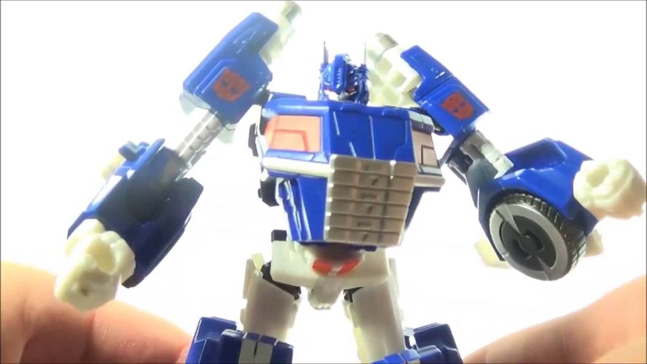 TRANSFORMERS: Generations Fall of Cybertron ULTRA MAGNUS Canadia' Reviewer Ep.76