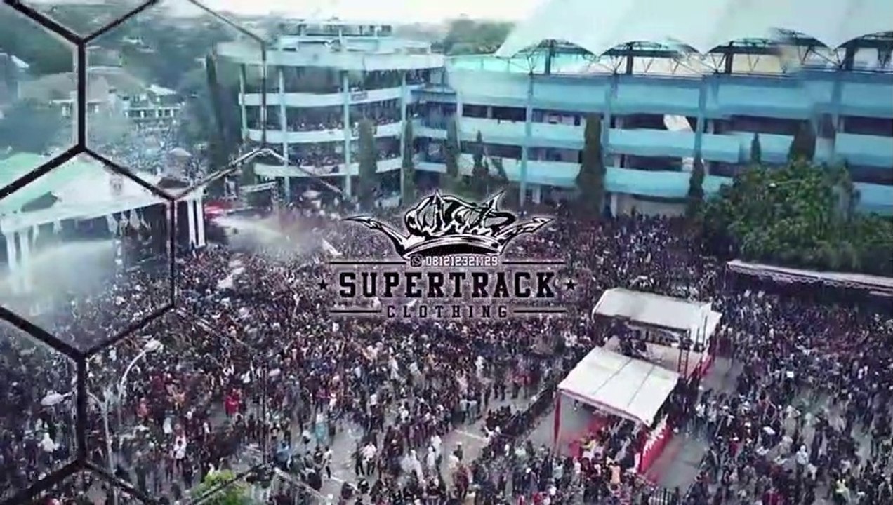 Yeyen_Vivia_-_Koyo_Jogja_Istimewa_Om_New_Monata_Supertrack_Clothing_Jogja