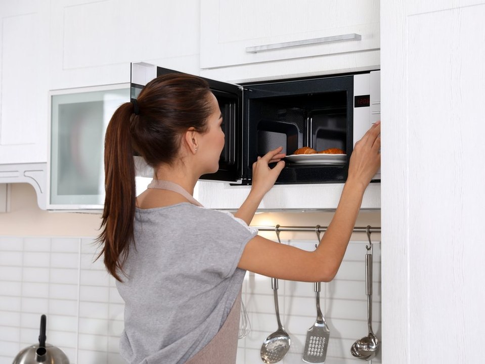 Mikrowelle bedienen: Mach nicht diese fünf Fehler!