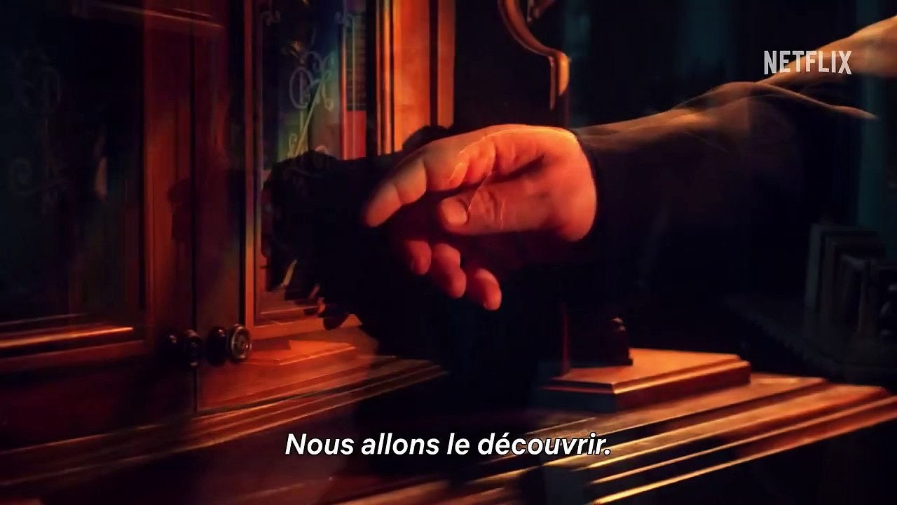La bande-annonce vidéo de la série d'anthologie Le cabinet des curiosités de Guillermo del Toro : la série horrifique dispo sur Netflix est la plus flippante de 2022 !