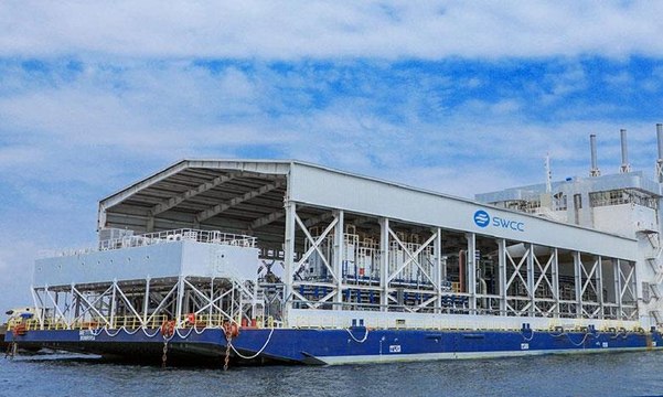 السعودية تدشن أكبر محطة عائمة لتحلية المياه على مستوى العالم