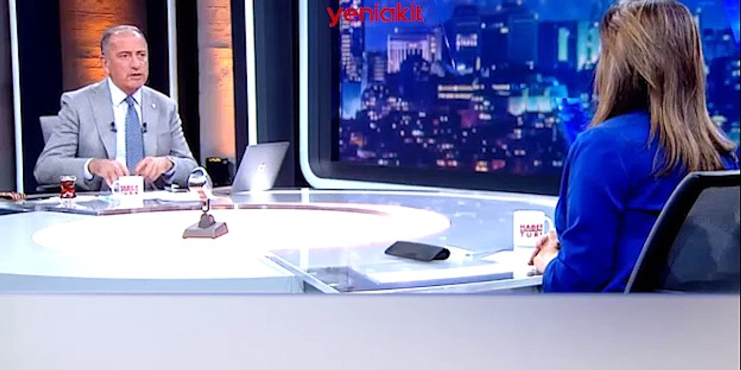 Başörtüsü yasakçısı baro başkanı hak ihlallerin...