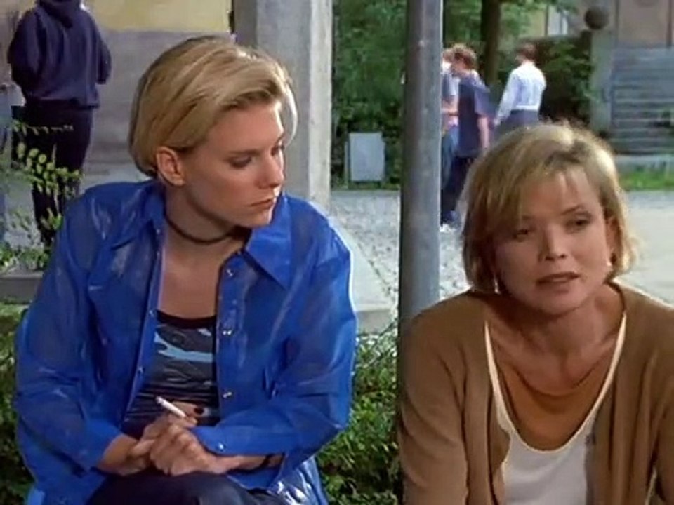 Sylvia - Eine Klasse für sich Staffel 1 Folge 1 - Part 01 HD Deutsch