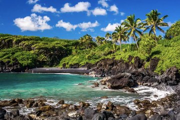Man and Woman from Calif. Drown in 6-Ft. Waves While Vacationing in Maui, Officials Say