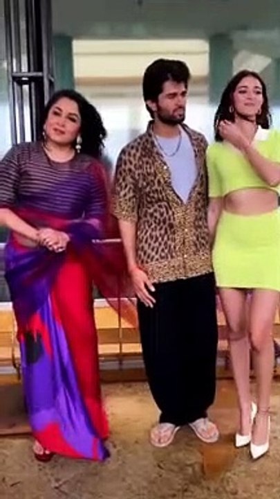 Vijay _Deverakonda and Ramya _Krishnan CLICKED As They Promote Liger _shorts