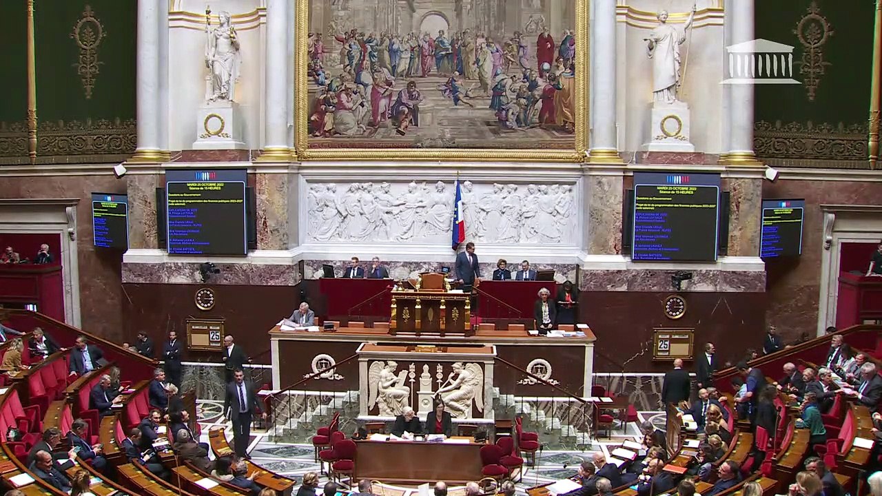 1ère séance : Questions au Gouvernement ; Loi de programmation des finances publiques pour les années 2023-2027 (vote solennel) ; Financement de la sécurité sociale pour 2023 (suite) - Mardi 25 octobre 2022