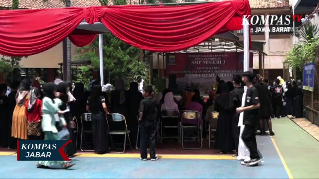 Pelajar SMP di Bandung Memilih Ketua Osis Dengan Sistem Pemilu