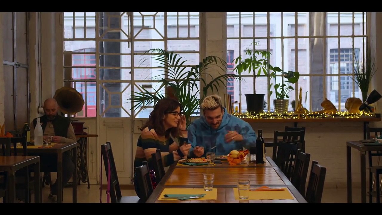 An Astrological Guide for Broken Hearts - Se1 - Ep01 - Ariete HD Watch HD Deutsch
