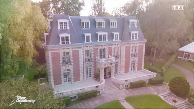 VOICI : « C'est la petite chouchoute de plein de monde… : Carla (Star Academy) critiquée par deux autres candidates (2)