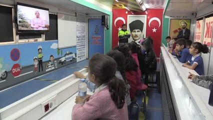 "Mobil Trafik Eğitim Tırı" öğrencileri bilgilendirdi