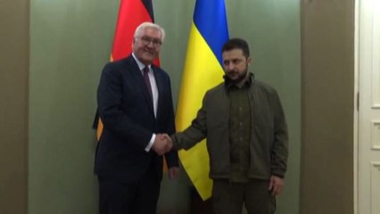 Steinmeier vede Zelensky, sei mesi dopo l'incidente diplomatico