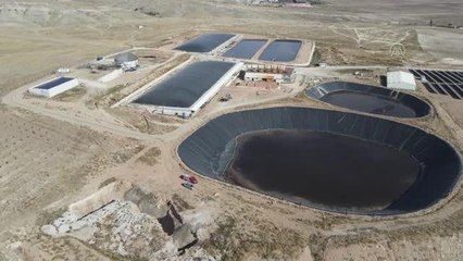 Gübre havuzunda mahsur kalan tilki 1,5 saatlik çalışmayla kurtarıldı