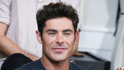 GALA VIDEO - Zac Efron méconnaissable : ces photos qui inquiètent