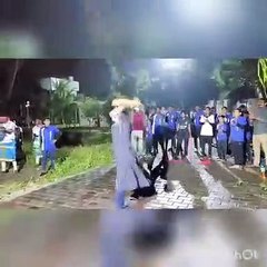 சிலம்பம் சுற்றி அசத்திய வீர தமிழச்சி