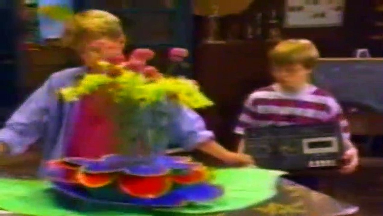 Salute Your Shorts S01E11 - Cinderella Play