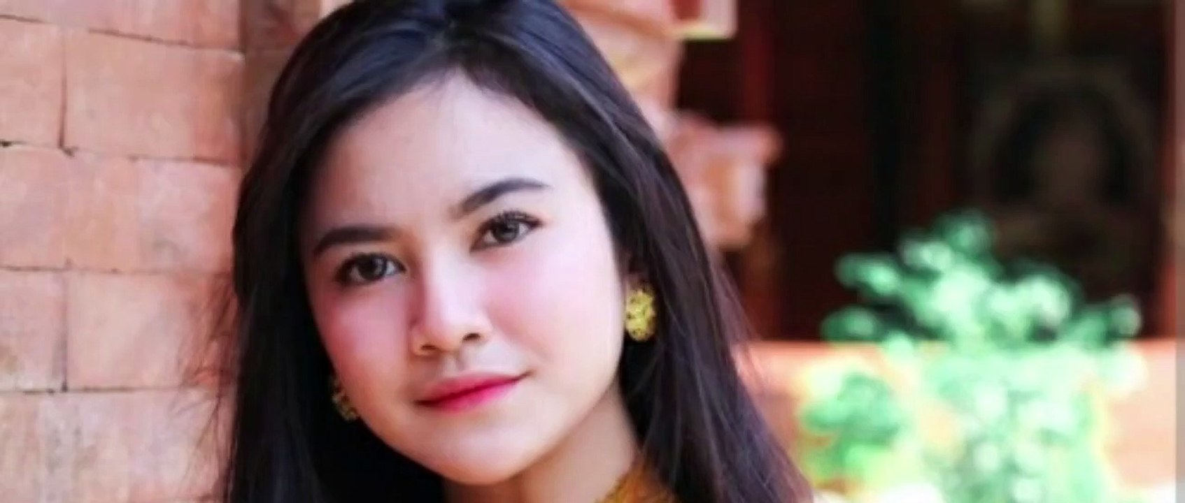 MAHALINI - SISA RASA (OFFICIAL MUSIC VIDEO) - Video Dailymotion