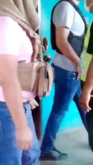 Santa Cruz: Ambulancia con 14 bidones de un líquido no determinado