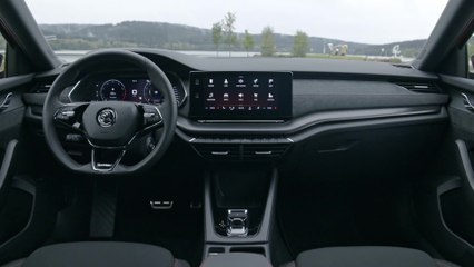ŠKODA OCTAVIA RS - Sportliches Interieur und ein zentraler Airbag