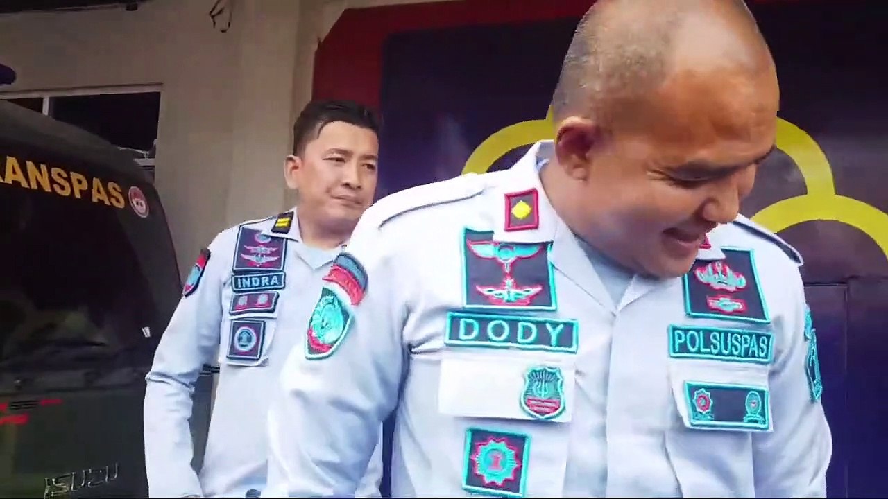 KONDISI  NIKITA MIRZANI DIDALAM TAHANAN !!