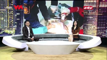 PETUGAS DAMKAR BANTU LEPAS CINCIN ANAK