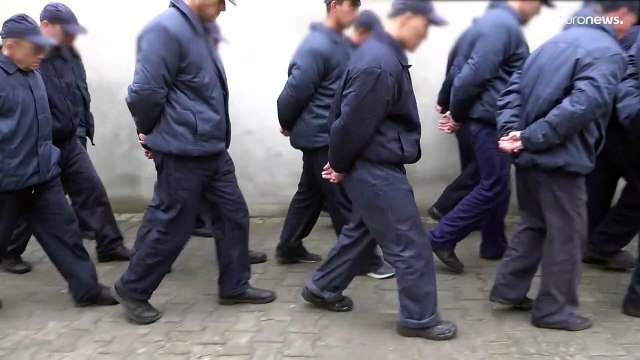 Ukraine : comment sont traités les prisonniers russes ? Une prison a ouvert ses portes aux médias