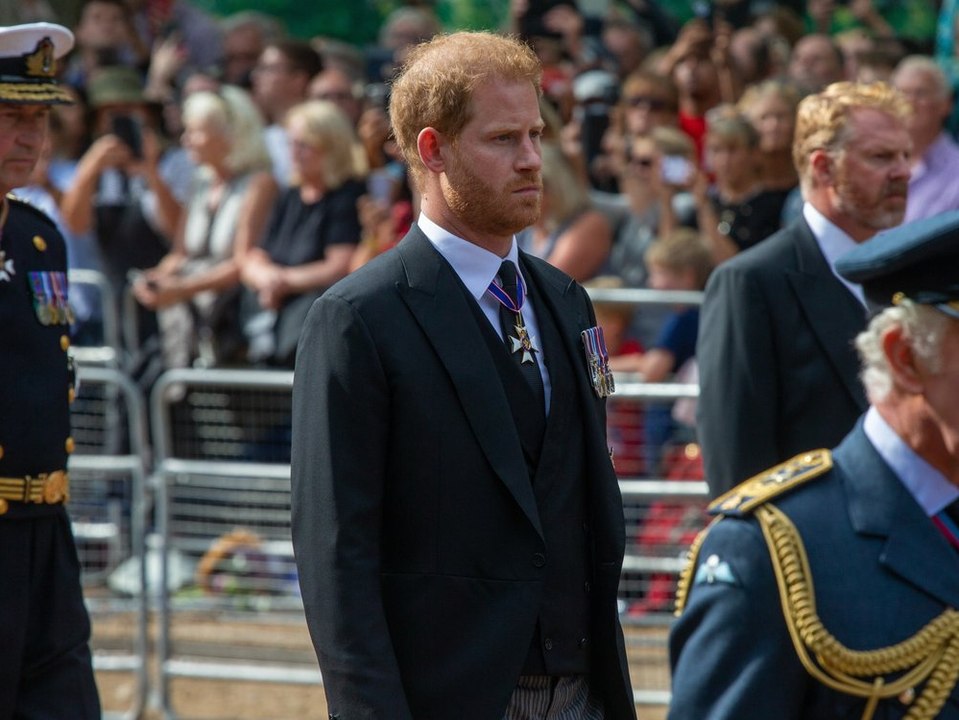 Prinz Harry verschiebt die Veröffentlichung seiner Memoiren