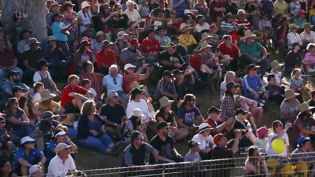 Australia with Julia Bradbury - Se1 - Ep06 - Red Centre HD Watch HD Deutsch