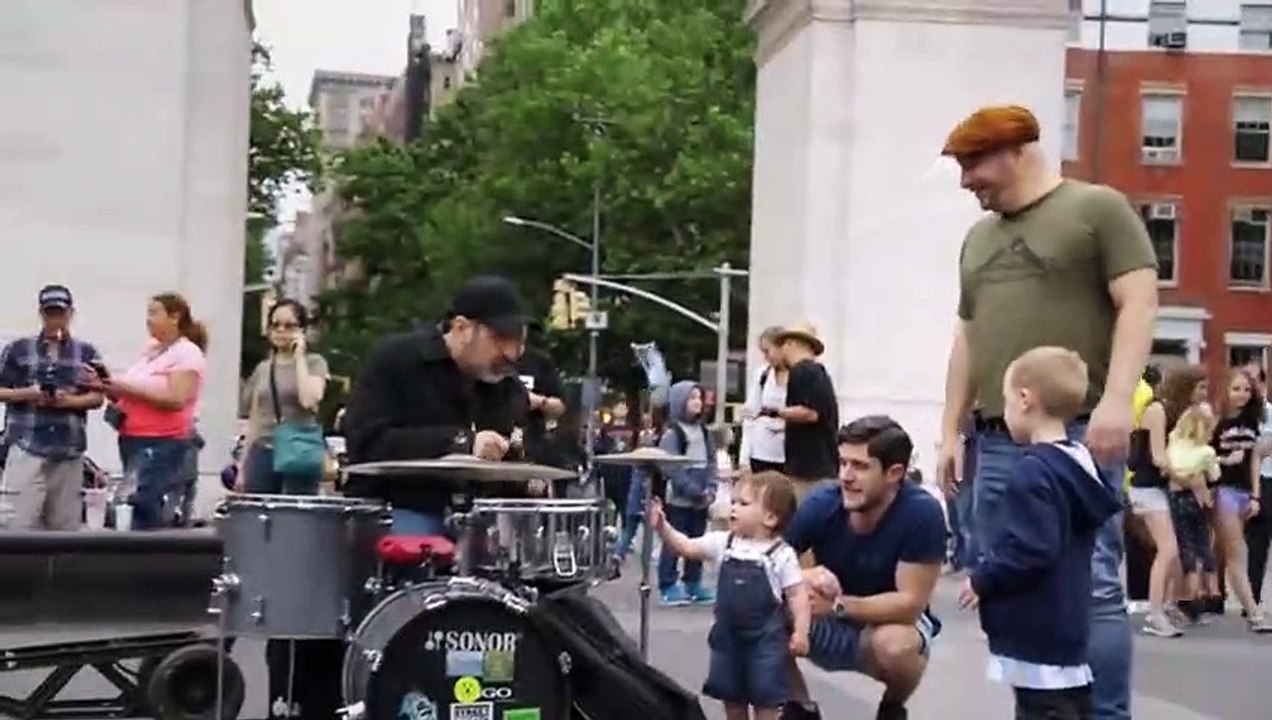 Bumping Mics with Jeff Ross $$ Dave Attell - Se1 - Ep01 - Friday HD Watch HD Deutsch